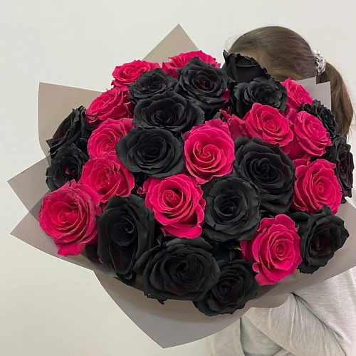 

ДАРИ ЦВЕТЫ Букет с малиновыми и розовыми розами микс, Букет с малиновыми и розовыми розами микс