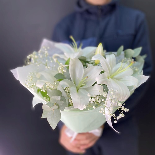

ДАРИ ЦВЕТЫ Невеста, букет из лилий, гипсофилы и эвкалипта, Невеста, букет из лилий, гипсофилы и эвкалипта