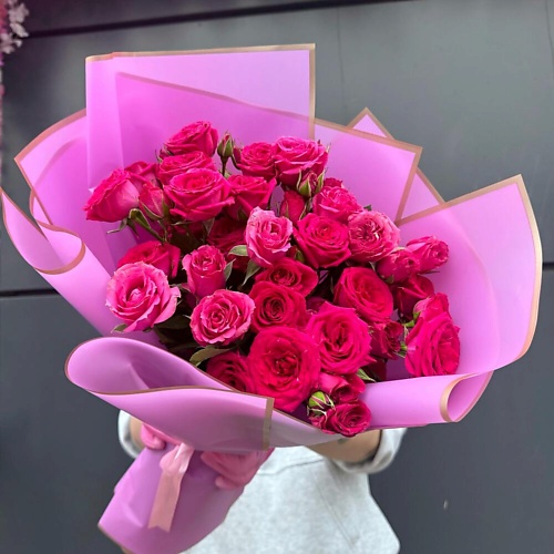 

ДАРИ ЦВЕТЫ Монобукет с кустовыми розовыми розами, Монобукет с кустовыми розовыми розами