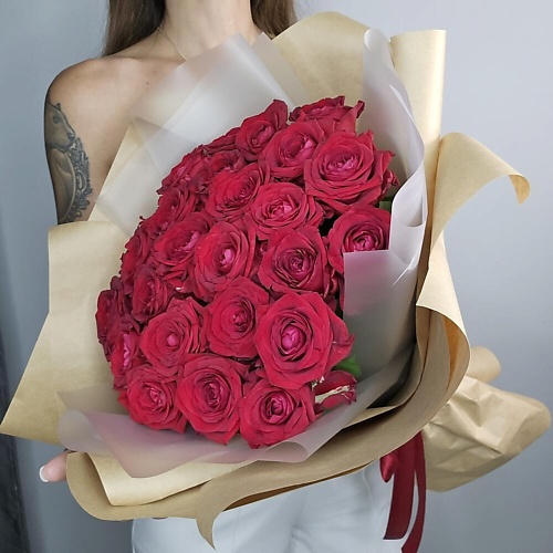 VIBE СТУДИЯ ЦВЕТОВ И ПОДАРКОВ Букет из 25 роз 