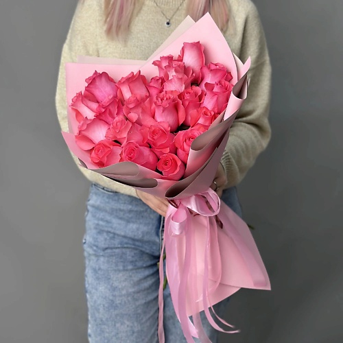

БАЗАЦВЕТОВ24.РУ Стильный букет с 21 розовой розой Эквадор в розовой упаковке, Стильный букет с 21 розовой розой Эквадор в розовой упаковке