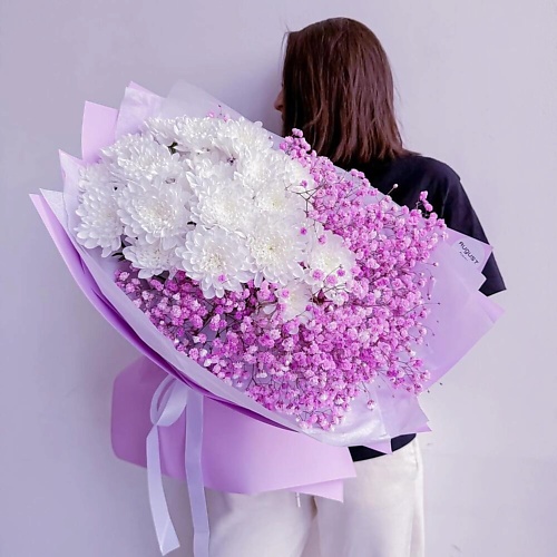 

ДАРИ ЦВЕТЫ Объемный букет из хризантем и гипсофилы, Объемный букет из хризантем и гипсофилы