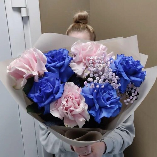 

ДАРИ ЦВЕТЫ Букет из синих и розовых французских роз, Букет из синих и розовых французских роз