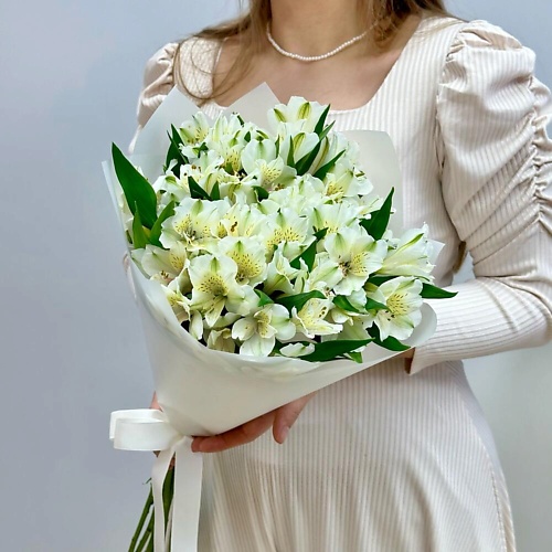 

VIBE СТУДИЯ ЦВЕТОВ И ПОДАРКОВ Букет белых альстромерий, Букет белых альстромерий