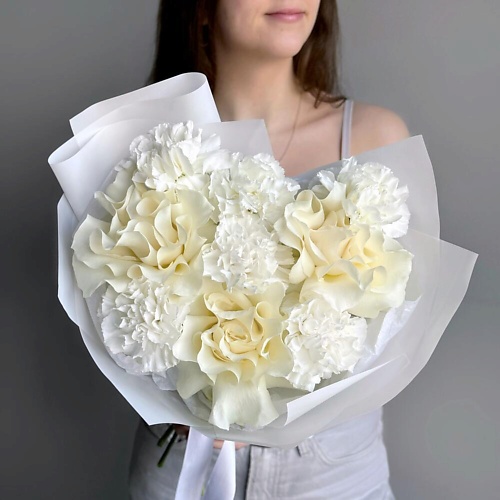 VIBE СТУДИЯ ЦВЕТОВ И ПОДАРКОВ Нежный букет белая французская роза и диантус гвоздика