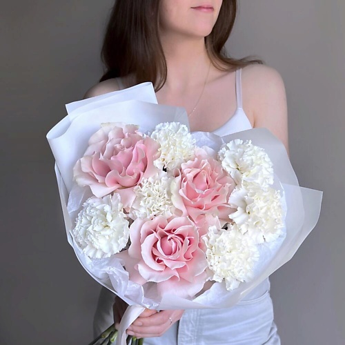 

VIBE СТУДИЯ ЦВЕТОВ И ПОДАРКОВ Дуо букет французская роза и диантус, Дуо букет французская роза и диантус