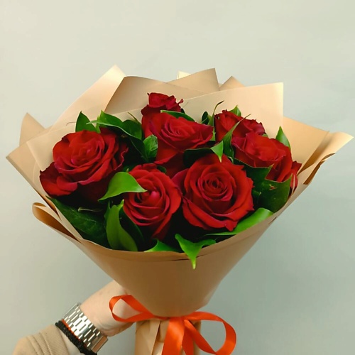 

КОЛИБРИ ЦВЕТОЧНЫЙ САЛОН Моно из 7 красных роз, Моно из 7 красных роз