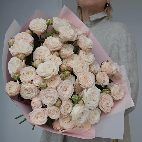 

VIBE СТУДИЯ ЦВЕТОВ И ПОДАРКОВ Букет из кустовых роз, Букет из кустовых роз