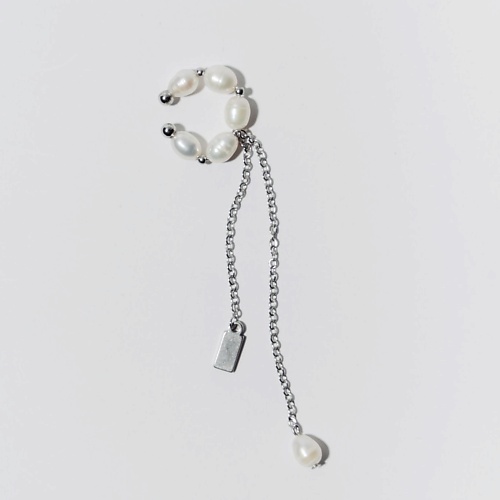 

РЕСУРС Кафф жемчужный с двумя короткими подвесками, Кафф жемчужный с двумя короткими подвесками