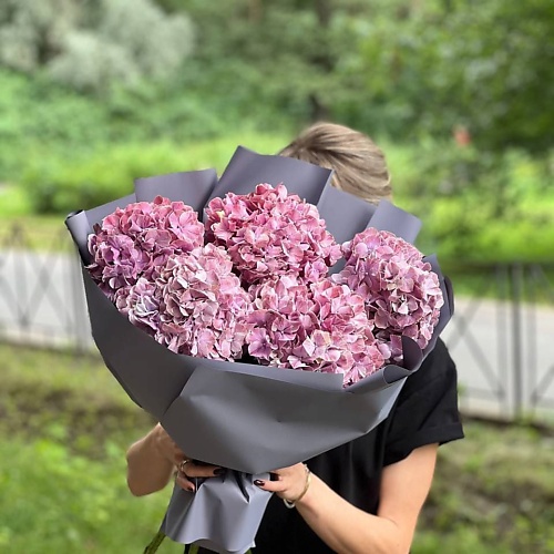 

LE BOUQUET Пышный букет сиреневых гортензий, Пышный букет сиреневых гортензий