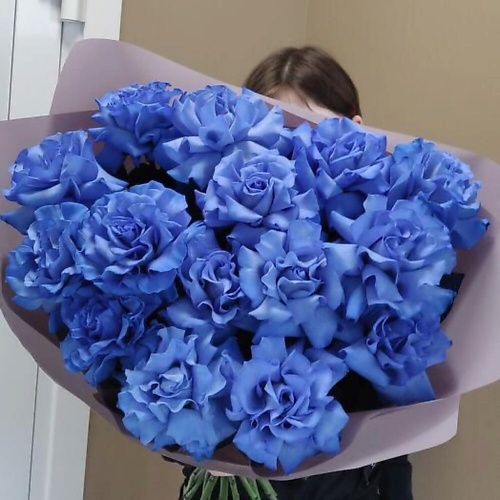 ДАРИ ЦВЕТЫ Букет из 15 французских синих роз 10450₽