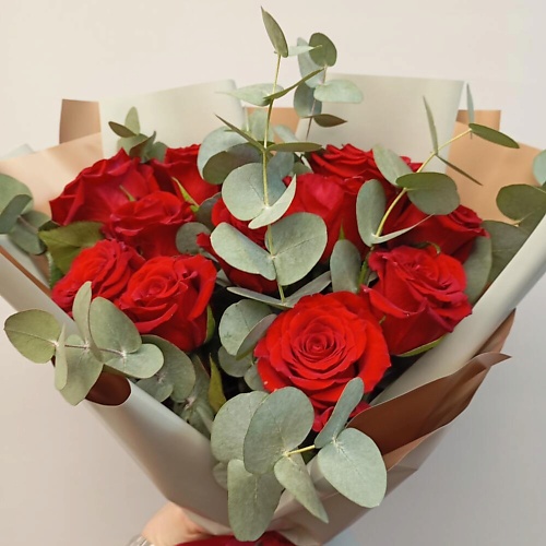 КОЛИБРИ ЦВЕТОЧНЫЙ САЛОН Моно букет из 11 роз