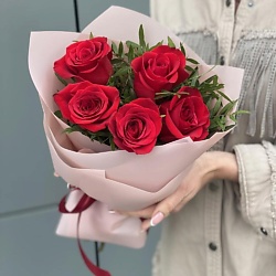 Миник из роз