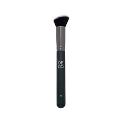 Кисть для нанесения тона синтетическая скошенная №102 MAKE UP BRUSH FACE