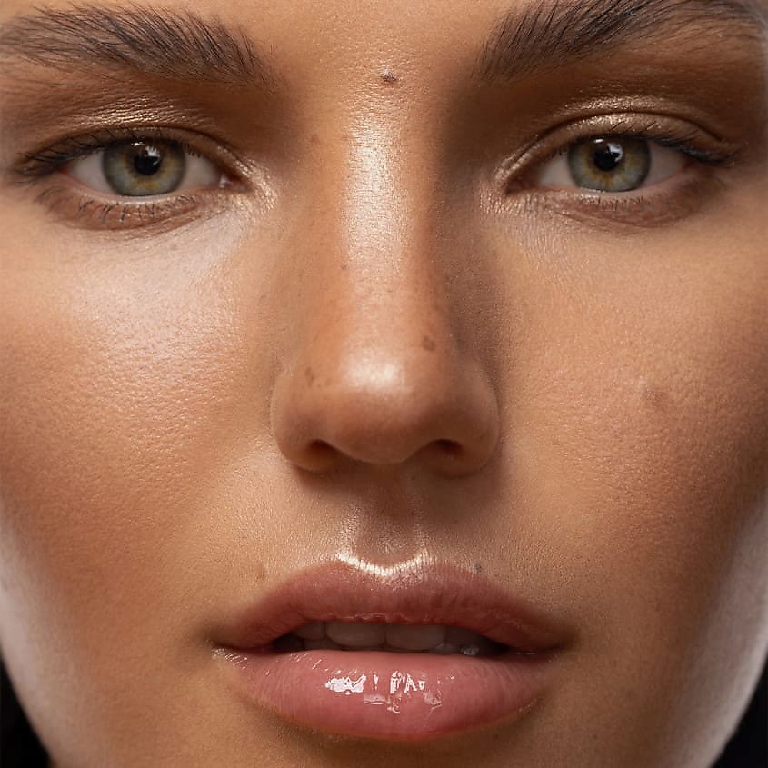 

INFLUENCE BEAUTY Блеск для губ PLEXIGLASS глянцевый, Блеск для губ PLEXIGLASS глянцевый