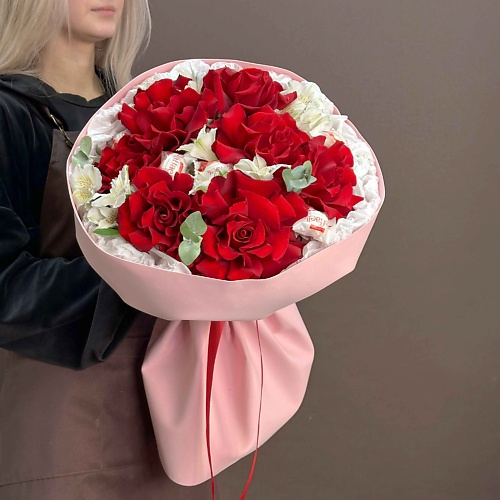 ЛАЙФБУКЕТ Букет из французских роз и альстромерий 