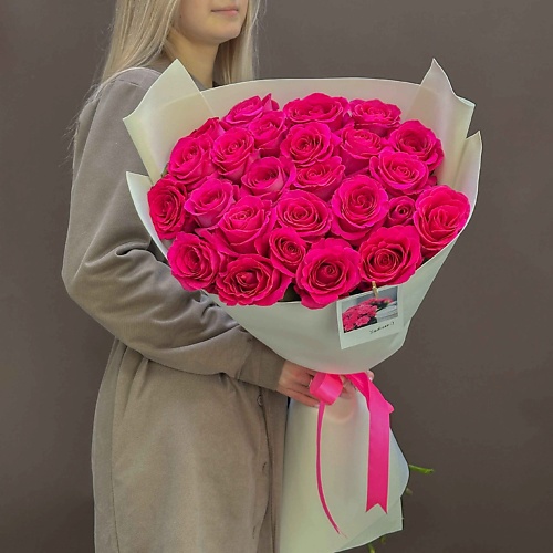 ЛАЙФБУКЕТ Букет из 25 розовых роз Безмятежная любовь 14110₽