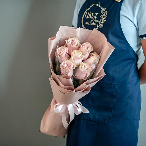 

ЦВЕТНИК ЦВЕТЫ И ПОДАРКИ Букет из нежных розовых роз Эквадор, Букет из нежных розовых роз Эквадор