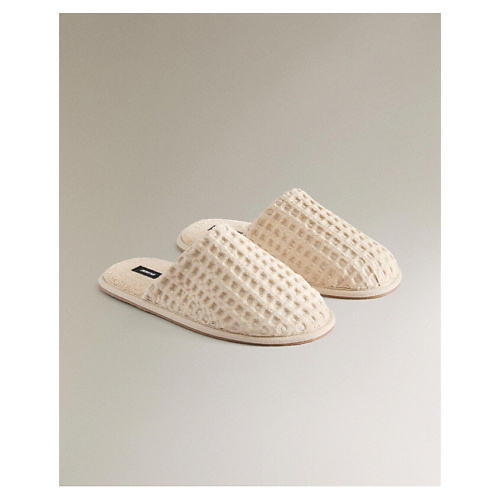 

ZARA HOME Тапочки из вафельной вязки, Тапочки из вафельной вязки