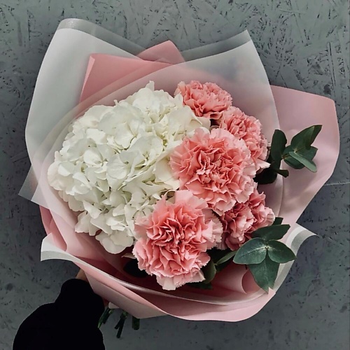 

DIVAFLORA СЕТЬ МАГАЗИНОВ СТИЛЬНЫХ БУКЕТОВ Букет гортензия и диантусы «Очаровательный сад», Букет гортензия и диантусы «Очаровательный сад»