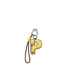 Подвеска в виде буквы "P" The Monsters LABUBU Pin For Love,1 шт.