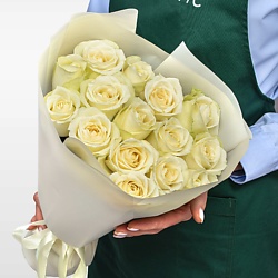 Букет Роз Кения 60 см 15 шт «Свет в сердце»