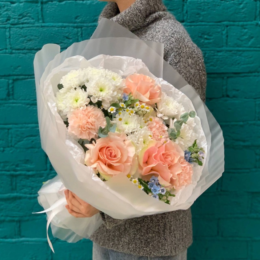 Изображение товара Букет из французской розы и хризантемы Цветы Мишки 1 шт.