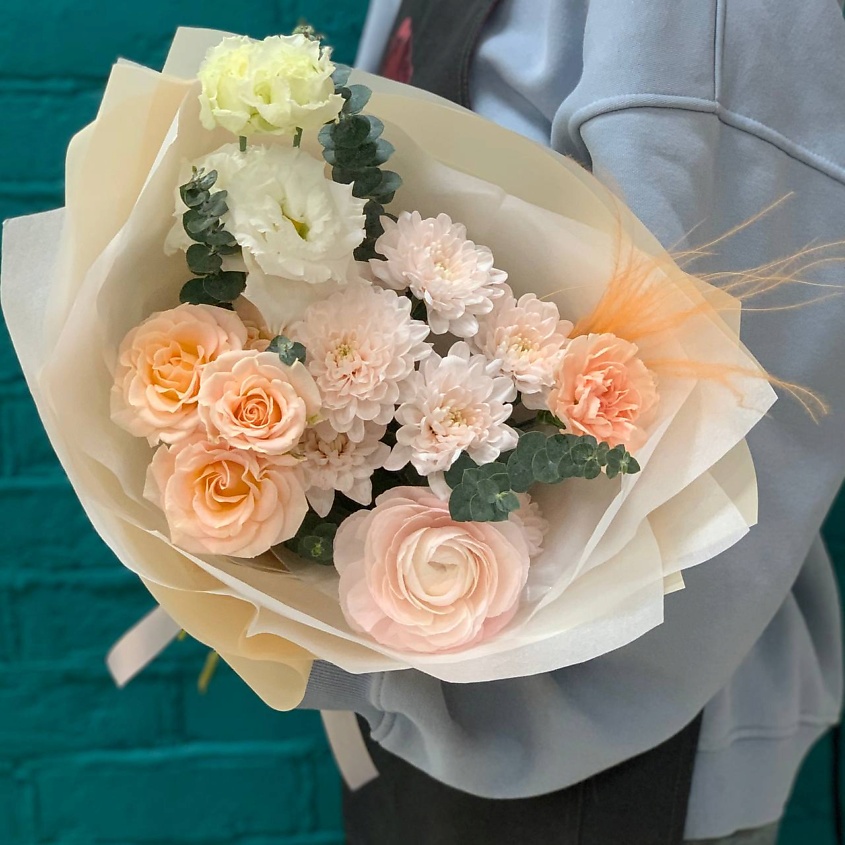 Изображение товара ЦВЕТЫ МИШКИ Букет из ранункулюса и хризантемы, 1 шт.