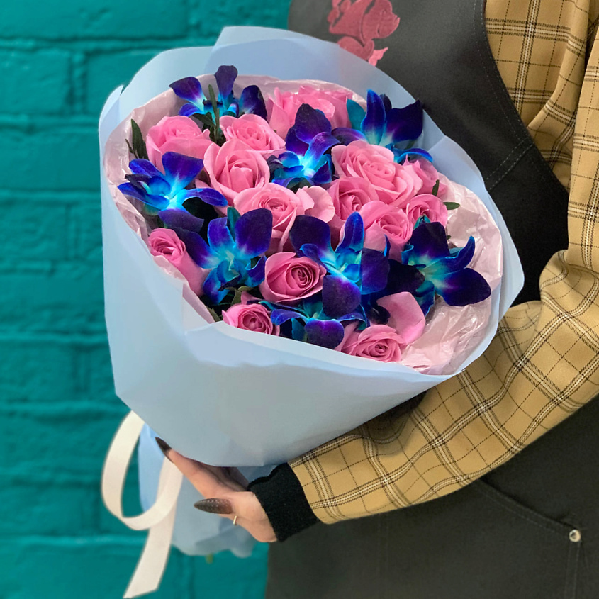 Изображение товара Букет из роз и орхидей Цветы Мишки, свежие цветы для подарка, 1 шт.