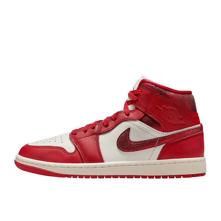 Изображение товара Кроссовки Nike Air Jordan 1 Mid SE мужские и женские стильные и комфортные