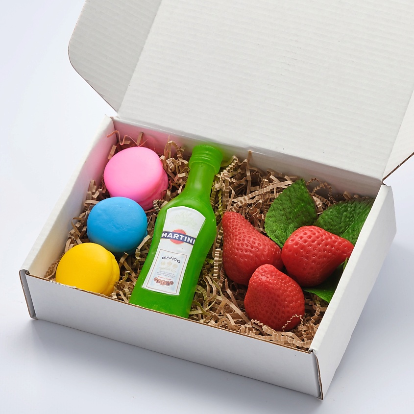 Изображение товара SKUINA Мыло ручной работы Мартини, клубника и сладости, 170 г