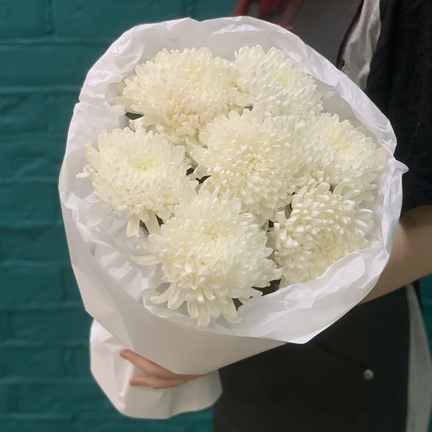 Изображение товара Букет 7 белых хризантем от Цветы Мишки - свежесть и красота