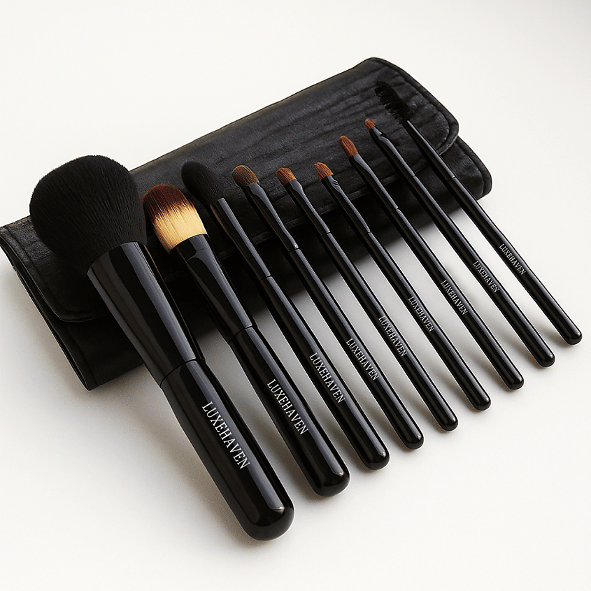 Изображение товара LUXEHAVEN Базовый набор кистей для макияжа лица и глаз с чехлом, черный