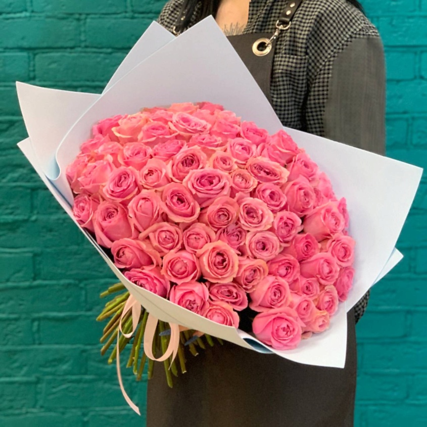 Изображение товара Букет из 75 розовых роз Цветы Мишки в упаковке идеальный подарок