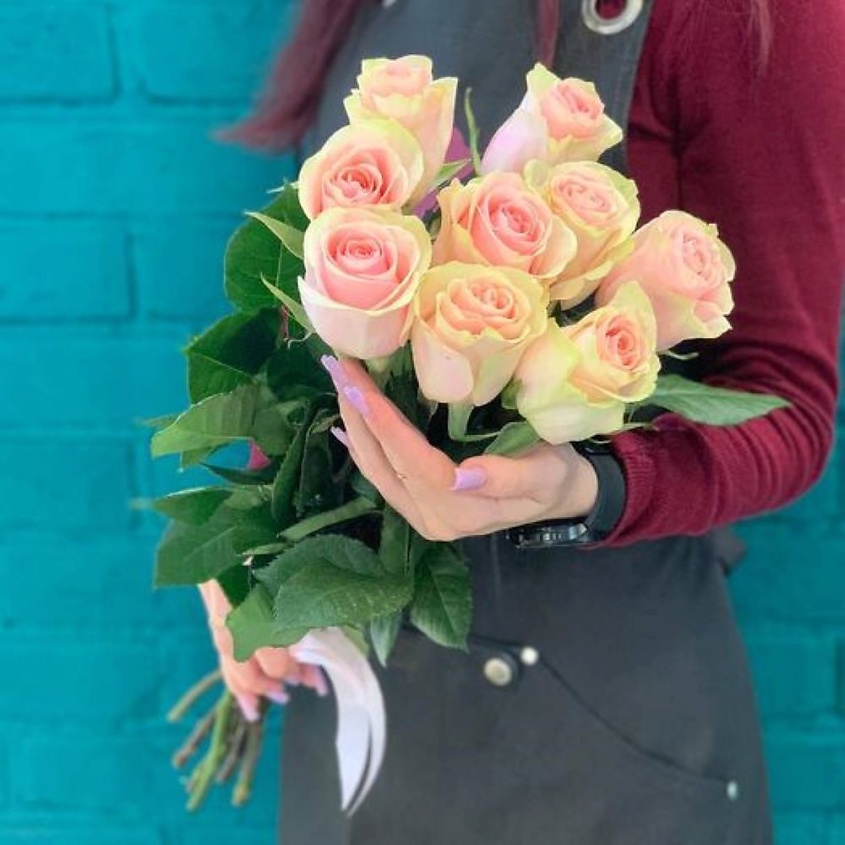 Изображение товара ЦВЕТЫ МИШКИ Букет из 9 розовых роз, 1 шт.