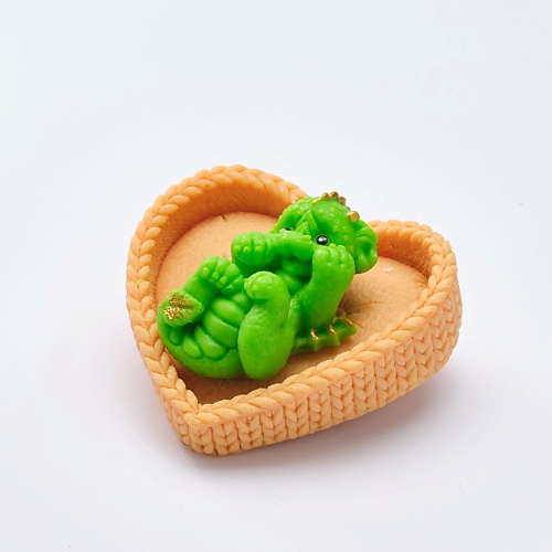 

SKUINA Мыло ручной работы Дракон в лежанке в коричневой виде сердечка 75, Мыло ручной работы Дракон в лежанке в коричневой виде сердечка