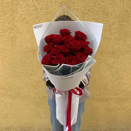FLEUR DE FEE ЦВЕТОЧНАЯ ФЕЯ Букет 15 красных роз Эксплорер Эквадор 6950₽
