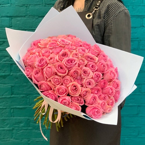 

ЦВЕТЫ МИШКИ Букет из 75 розовых роз в упаковку, Букет из 75 розовых роз в упаковку