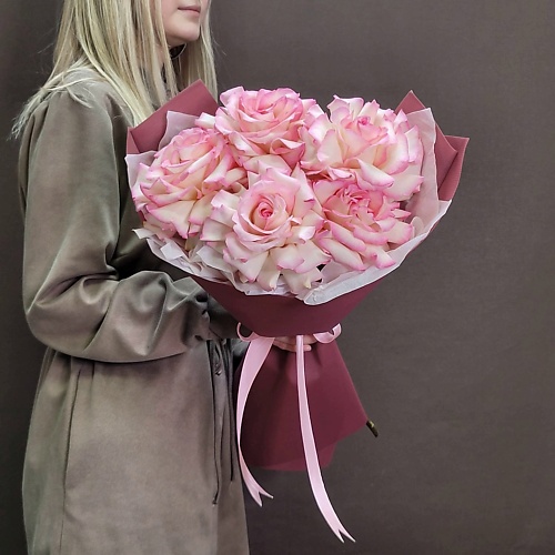 ЛАЙФБУКЕТ Букет из ажурных роз 