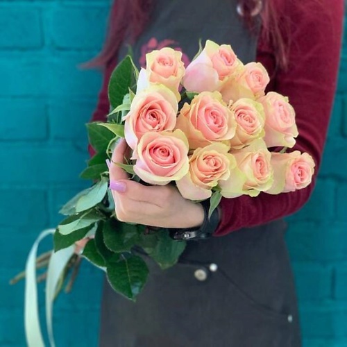 

ЦВЕТЫ МИШКИ Букет из 11 розовых роз, Букет из 11 розовых роз