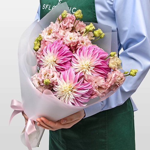 

STUDIO FLORISTIC Букет из Георгин и Эустомы «Подарок Феи», Букет из Георгин и Эустомы «Подарок Феи»