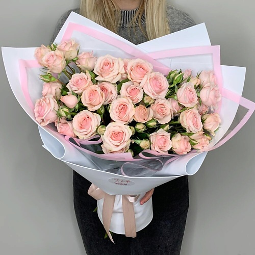 

FLEUR DE FEE ЦВЕТОЧНАЯ ФЕЯ Букет из кустовых розовых роз Старблаш (9 веток), Букет из кустовых розовых роз Старблаш (9 веток)