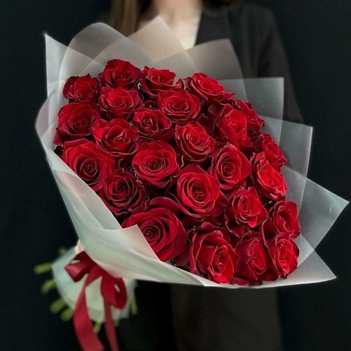 

ДАМА ФЕЯ 25 бордовах роз Эквадор в авторской упаковке, 25 бордовах роз Эквадор в авторской упаковке