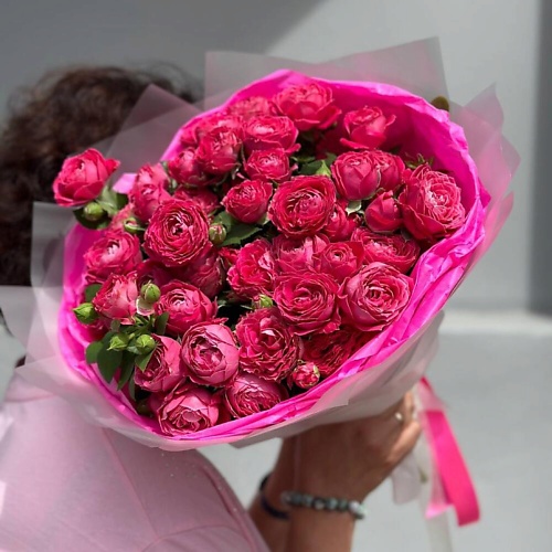 

ДЕЛА ЦВЕТОЧНЫЕ ЦВЕТЫ.ЯГОДА.ДЕКОР Букет с кустовыми розами «Кружево", Букет с кустовыми розами «Кружево"