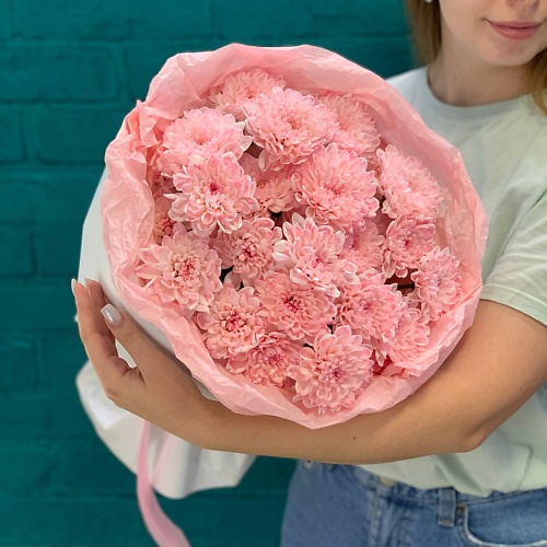 

ЦВЕТЫ МИШКИ Букет из 5 розовых хризантем, Букет из 5 розовых хризантем