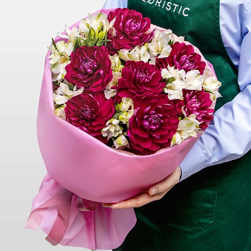 

STUDIO FLORISTIC Букет из Георгин и Стифы «Королева Осени», Букет из Георгин и Стифы «Королева Осени»