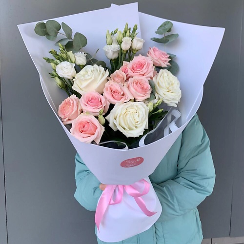 

FLEUR DE FEE ЦВЕТОЧНАЯ ФЕЯ Букет из роз и эустомы, Букет из роз и эустомы