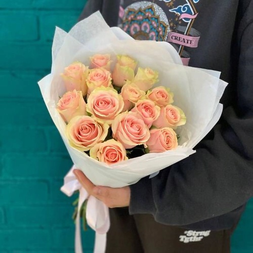 

ЦВЕТЫ МИШКИ Букет из 15 розовых роз, Букет из 15 розовых роз