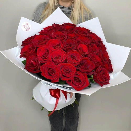 

FLEUR DE FEE ЦВЕТОЧНАЯ ФЕЯ Букет 35 красных роз сорта Эксплорер Эквадор, Букет 35 красных роз сорта Эксплорер Эквадор