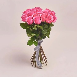 Букет из 19 розовых роз